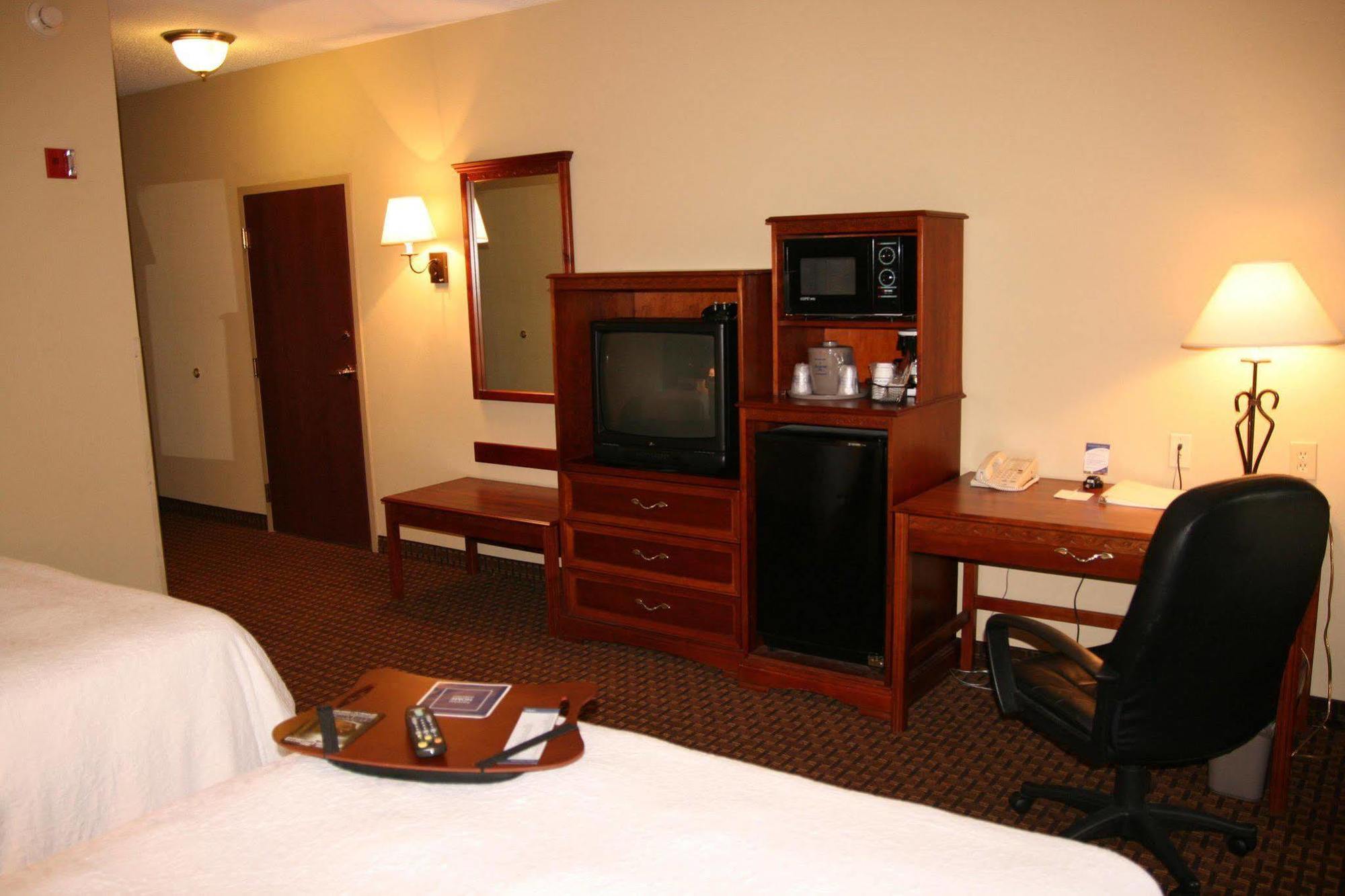 Hampton Inn Cincinnati Airport-North Hebron Стая снимка